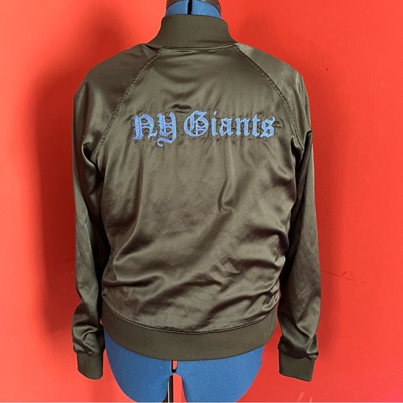 Victoria’s Secret PINK NFL NY Giants Bomber Jacket - Picture 11 of 14